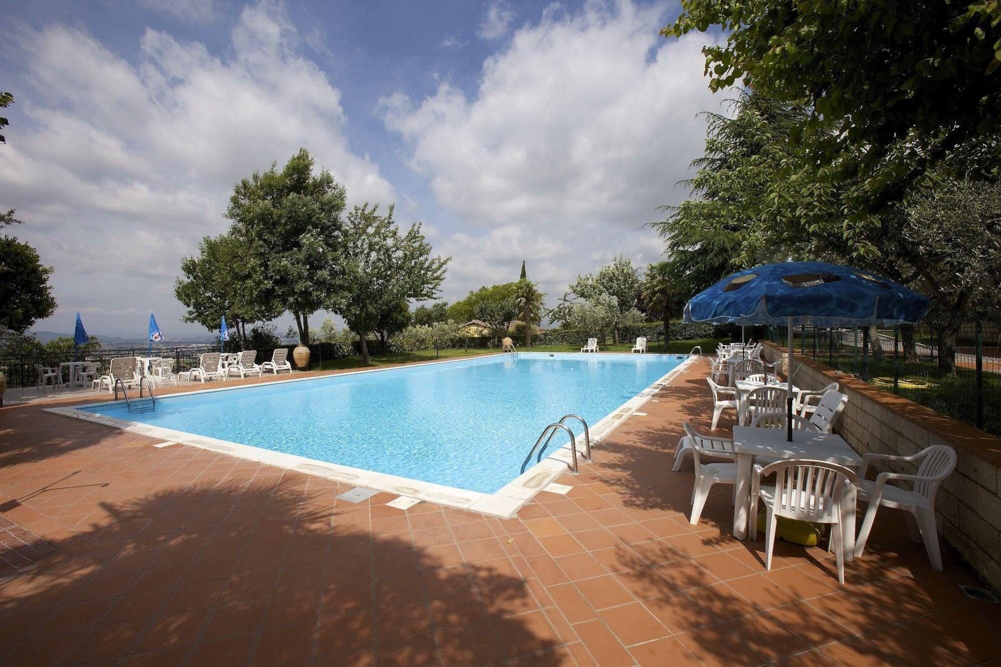 Hotel Da Angelo Assisi Exterior foto