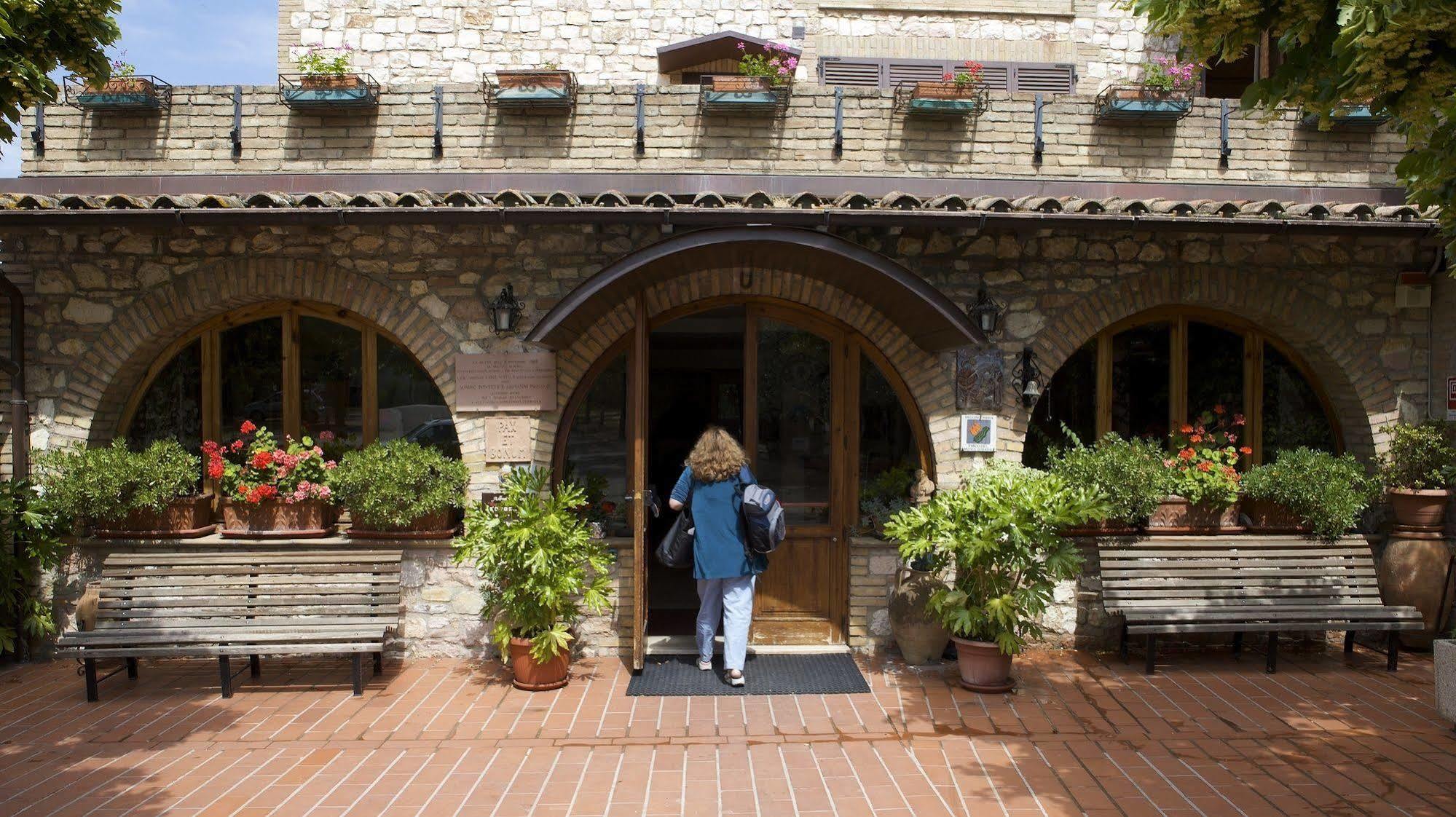 Hotel Da Angelo Assisi Exterior foto